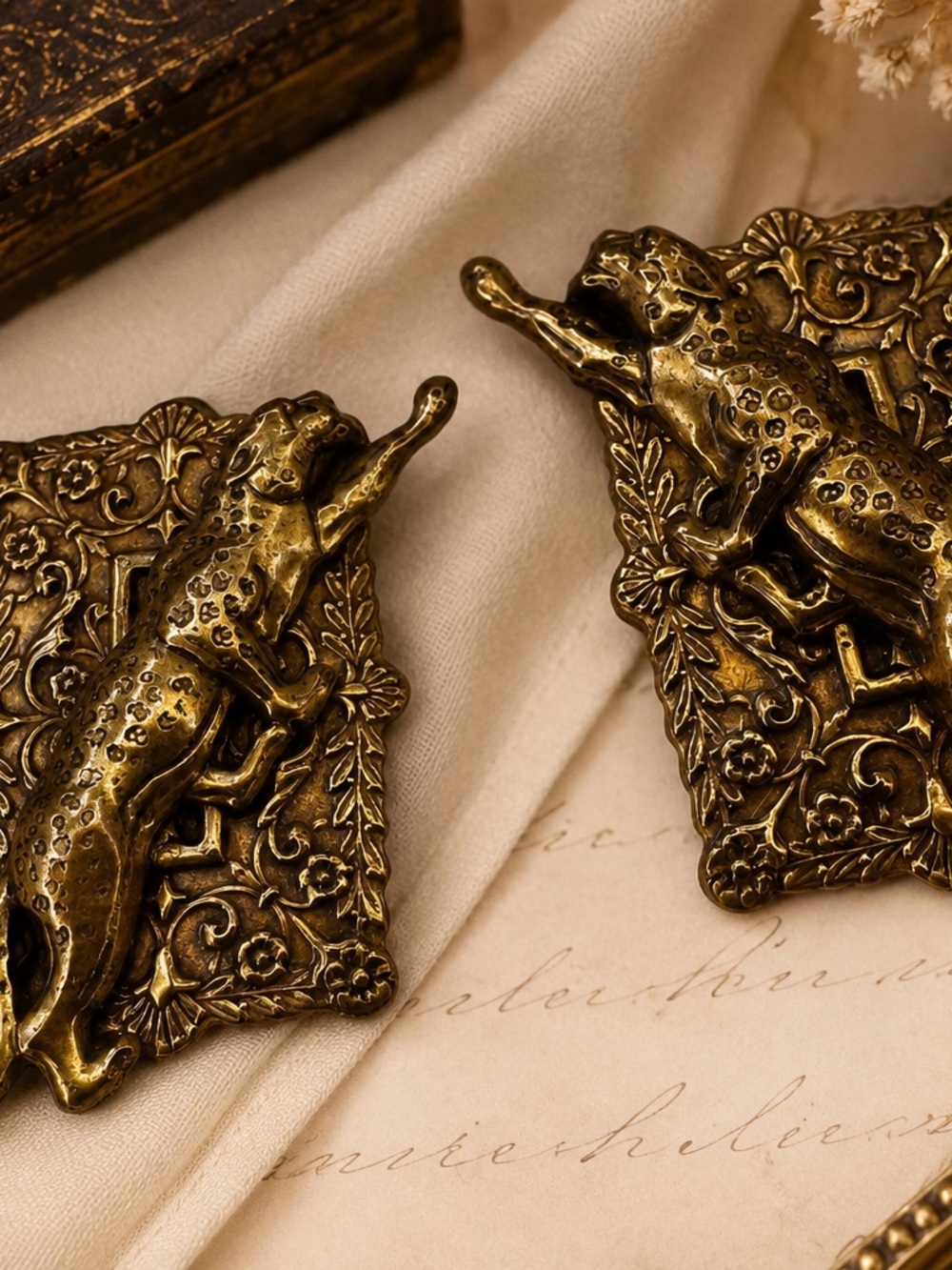 Vintage Gold Tone Leopard Earrings Safari Cat Animal Statement Pierced